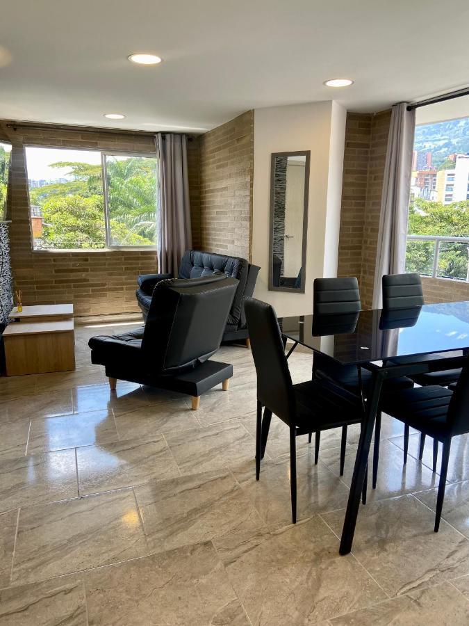 Apartamento Con Excelente Ubicacion En Envigado Esterno foto