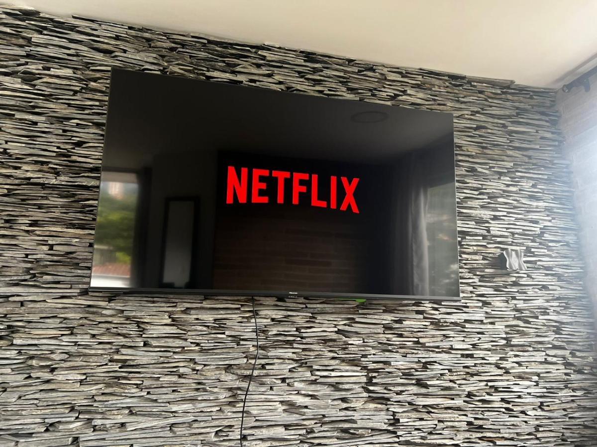 Apartamento Con Excelente Ubicacion En Envigado Esterno foto