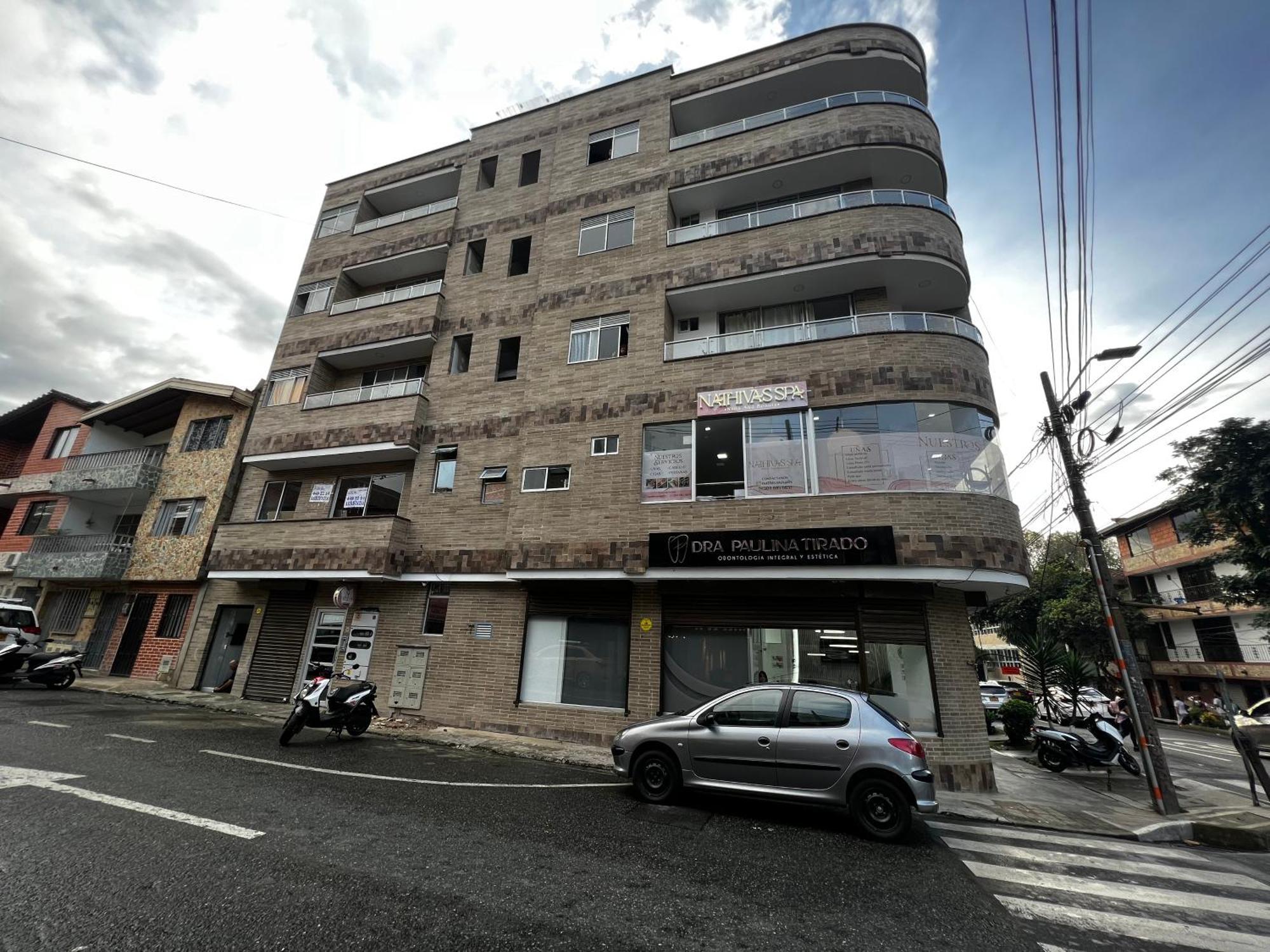 Apartamento Con Excelente Ubicacion En Envigado Esterno foto